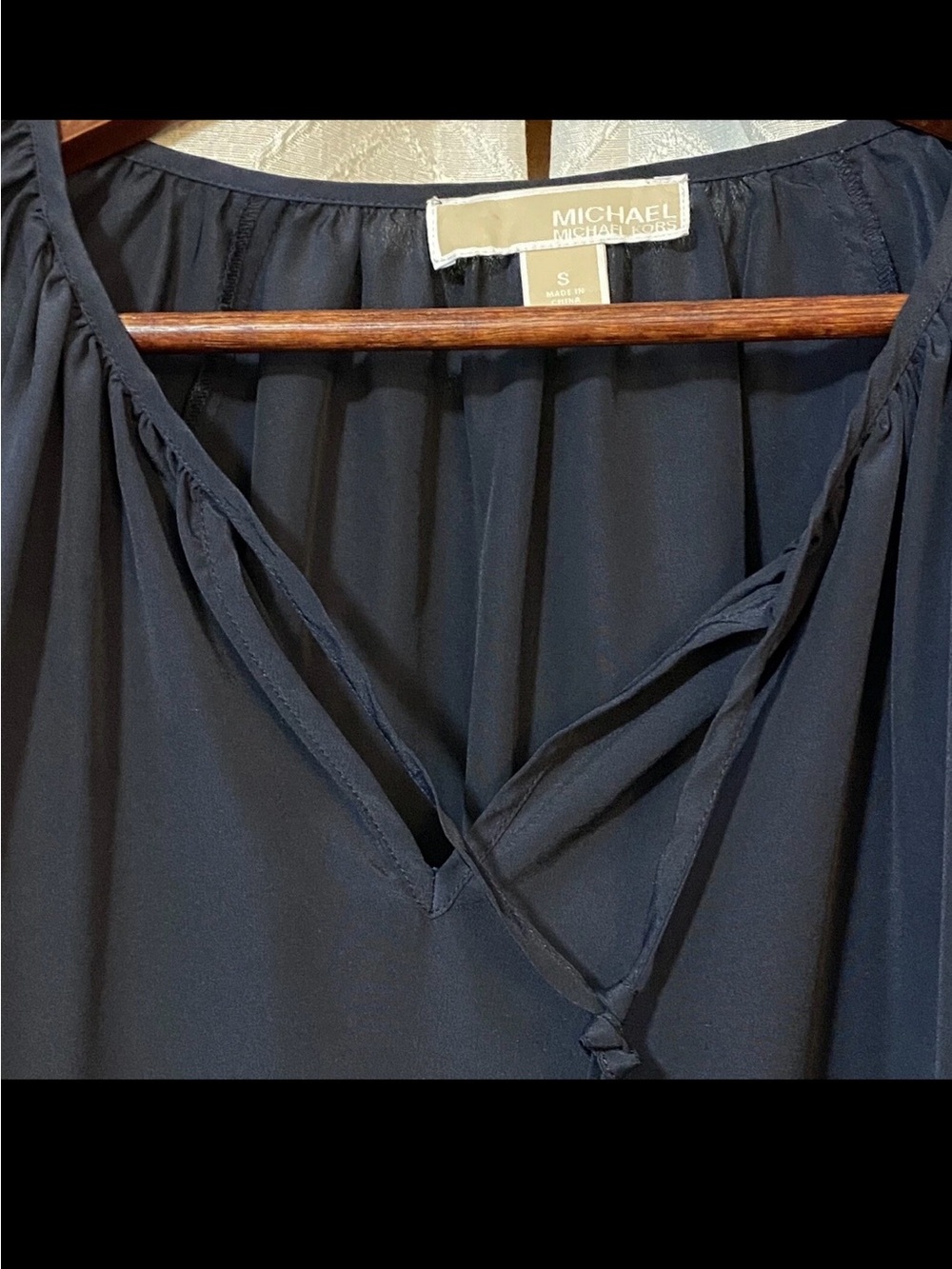 Michael Kors navy blue blouse - Picture 4 of 9
